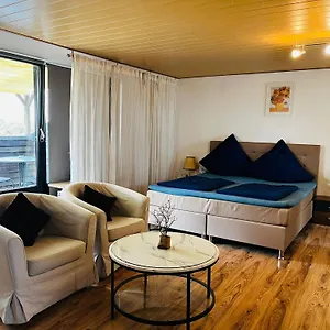 https://spacious-private-studio-apartment-with-balcony.topcolognehotels.com